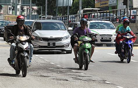 Cukai Pindahan Motosikal di Bank Rakyat