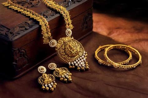 Culture Background of Indian Jewelry