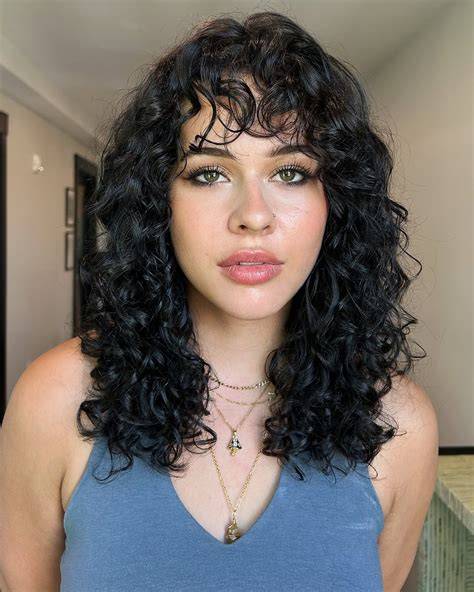 Hairstyles for curly hair 2013 Best hairstyles 2013 for long hair and