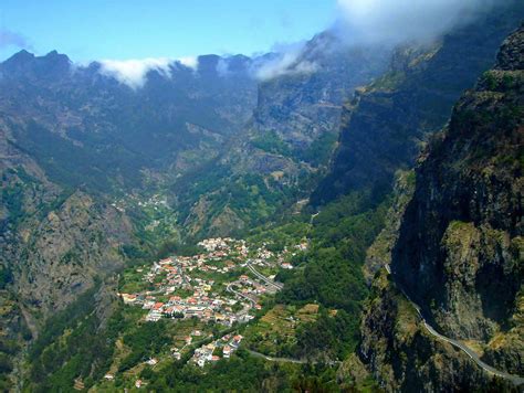 Curral Das Freiras History