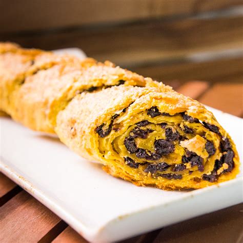 Currant Roll Recipe