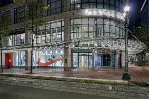 Current Catalog Outlet Store Portland Oregon