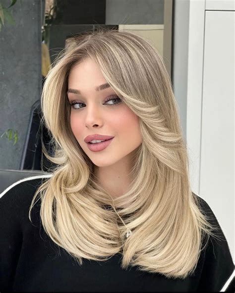 Curtain Bangs Phenomenon