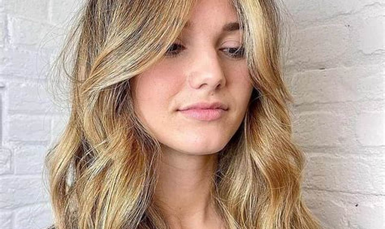 Curtain Bangs: A Guide to the Perfect Bangs for Your Face Shape