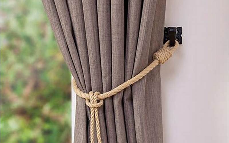 Curtains With Tie-Backs