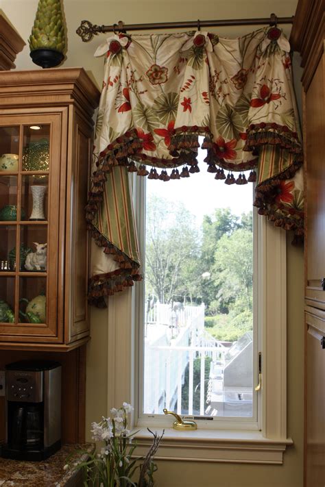 Curtains For Small Kitchen Window