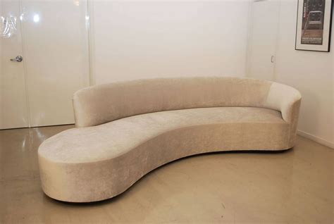 Curved Modern Sofas