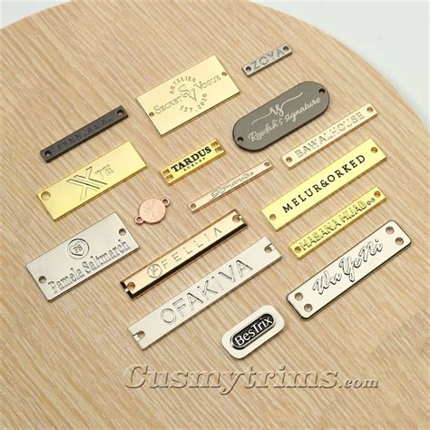 Custom Labels for Brand Identity