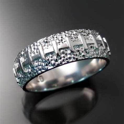 Crafted With Love: Discover the Unique Custom Wedding Bands that Will Make Your Canadian Wedding Extraordinary!