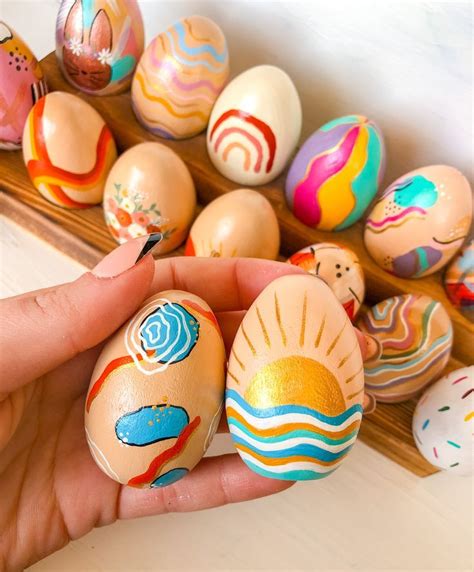 Templates Easter Eggs - LearnTech Hub
