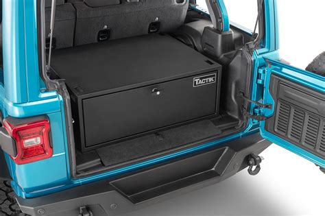 Customizable Jeep in a Box