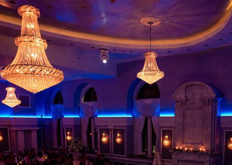 Customizable gala venue