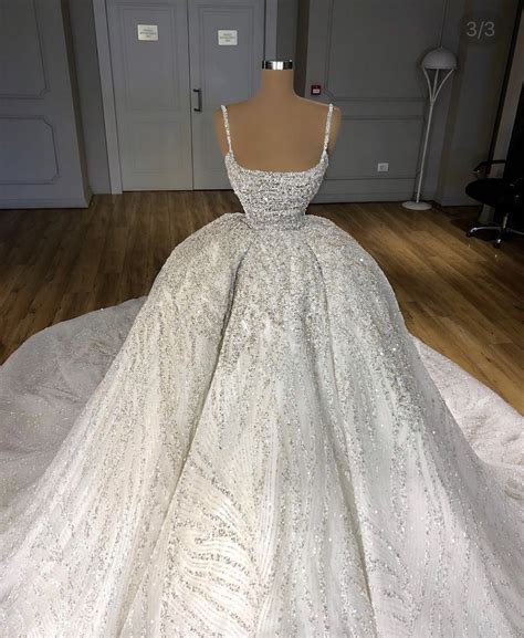 Customization vs. Ready-to-Wear Designers Dress