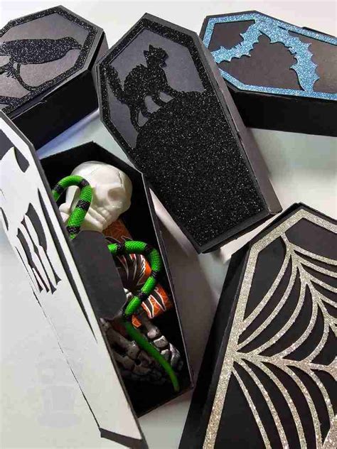 Customizing Your Coffin Favor Boxes