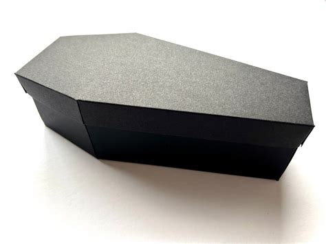 Customizing Your Coffin Gift Box