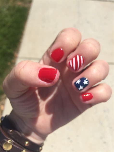 Cute Fourth Of July Nails Easy: A Tutorial
