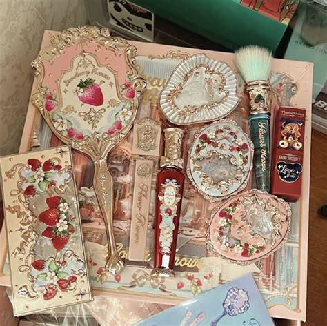 Cute Aesthetic Makeup Tools