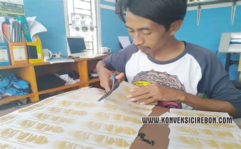 Cutting Sticker Mobil Di Cirebon