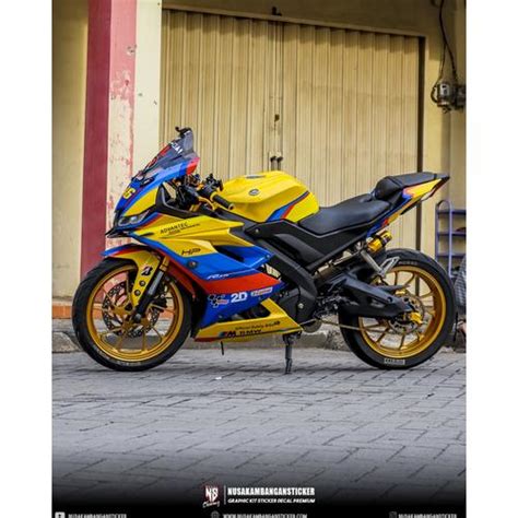 Cutting Sticker R15 V3 Kuning