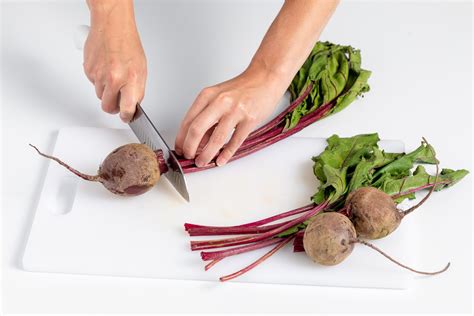 Cutting the beetroot