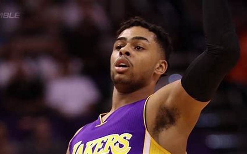 D'Angelo Russell Booed