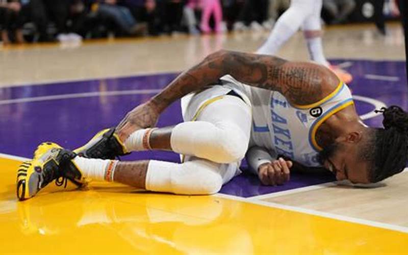 D'Angelo Russell Injury