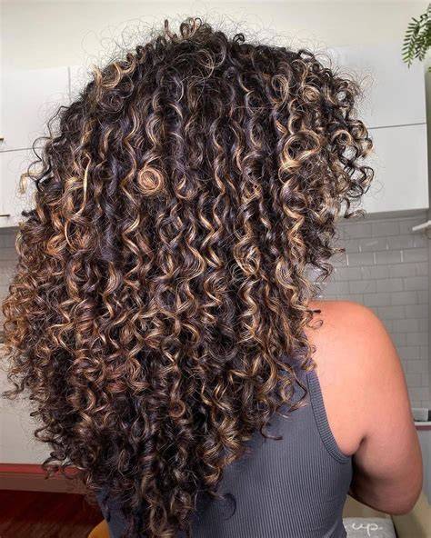 DIY Curly Hair Highlights