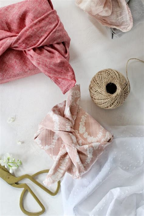 Diy Fabric Gift Wrap | Hello Nest | Holiday Projects