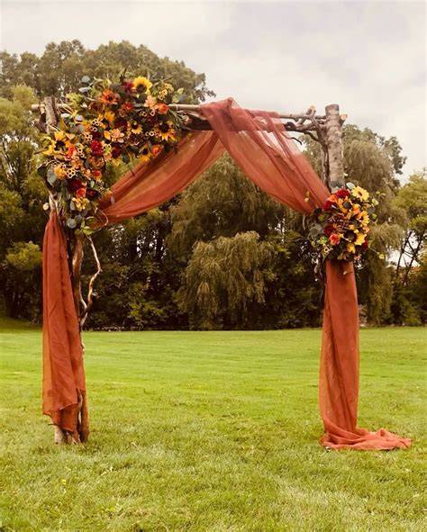 DIY Fall Wedding Arch Ideas