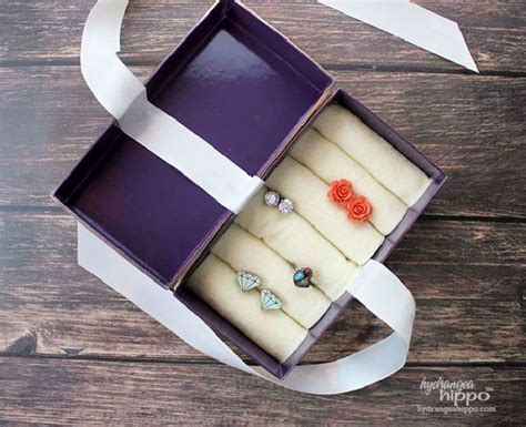DIY Travel Jewelry Box