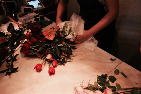 DIY vs. Professional Florist