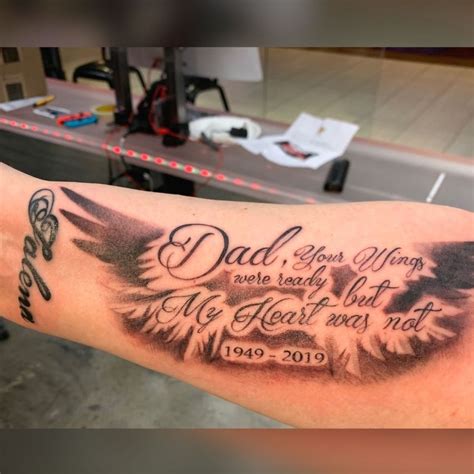 25 Best Memorial Tattoos For Dad To Make Him