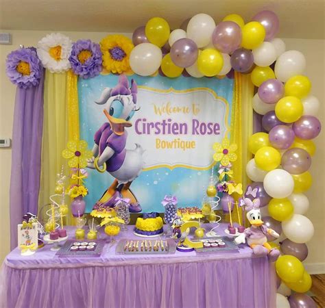 Dashing Daisy Duck Birthday Bash: Spruce up Your Celebration with Enchanting Daisy Duck Decorations