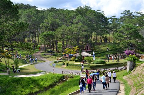 Dalat Travel Experiences
