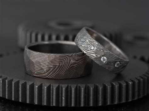 Lifetime Promise: A Damascus Steel Wedding Band Set for an Eternal Love Story