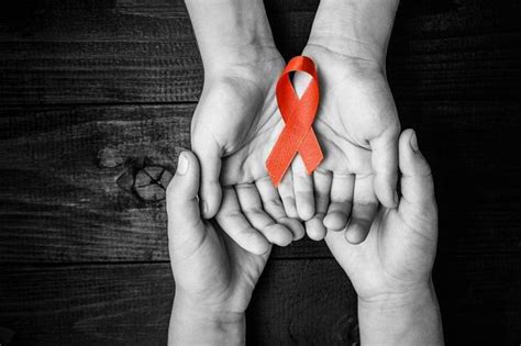 Dampak Sosial dan Psikologis Bagi Penderita HIV/AIDS dan Keluarga