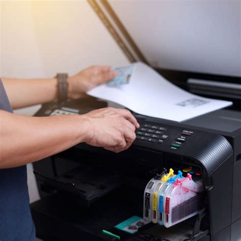 Dampak dan Risiko Menggunakan Printer dengan Tinta yang Habis