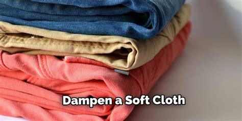 Dampen Cloth