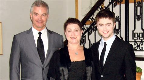 Exploring the Bond: Daniel Radcliffe Shares Heartwarming Moments with his Doting Parents!