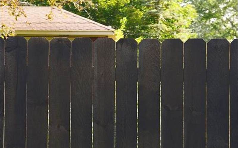 Dark Painted Privacy Fence: The Ultimate Guide