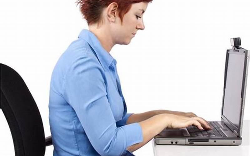 Data Entry Operator Typing