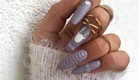 Dazzling Winter Nails For Empowered Queens
