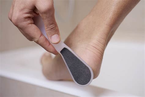 Say Goodbye to Rough and Tired Feet with our Effortless Dead Skin Remover!