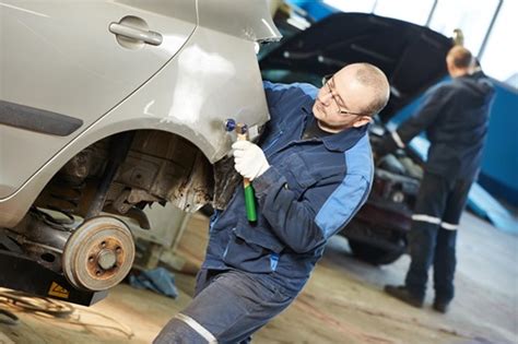Dealing with Knoxville Auto Repair Issues