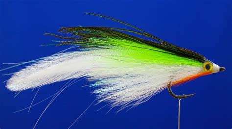 Deceiver Fly Pattern