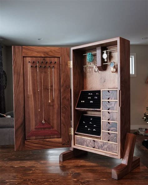 Decorating a DIY Standing Jewelry Box