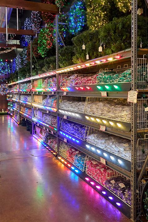 Transform Your Home with Decorators Warehouse Free Shipping – A Dream Come True for All Décor Enthusiasts!