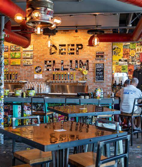 Deep Ellum bars