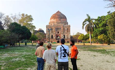 Delhi Guided Tour: Old and New Delhi – A Detailed Review