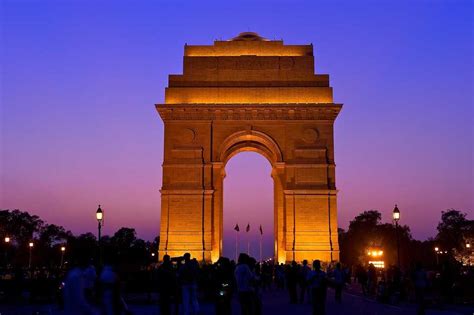 Delhi Sightseeing with a Tour Guide: An Honest Review